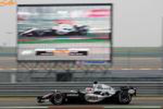 图文-F1中国站排位阿隆索杆位蒙托亚正与自己赛跑